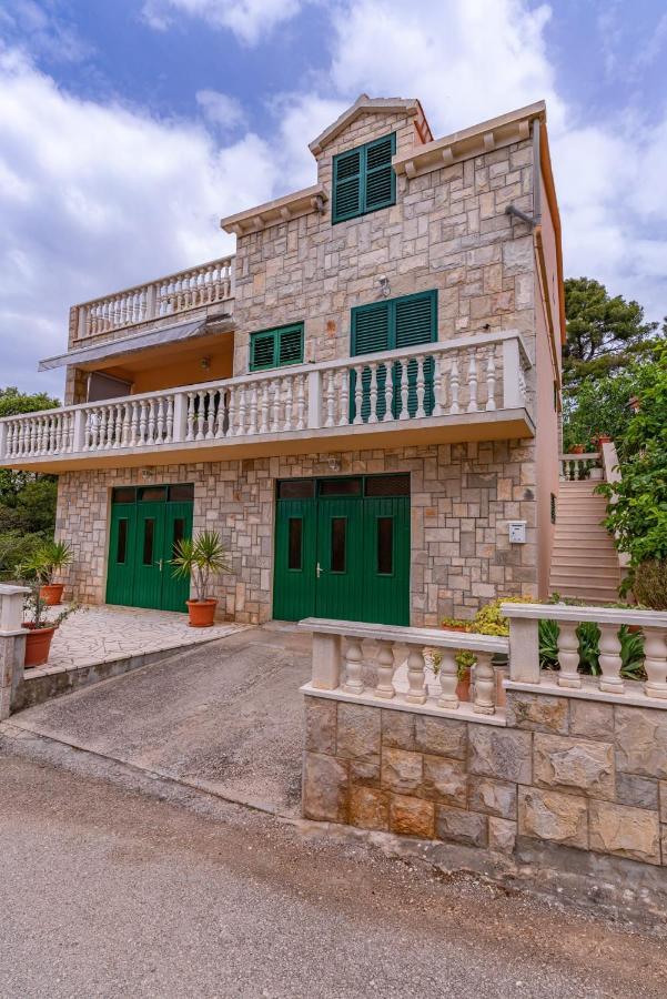 Apartman Grosic Brna Exterior photo